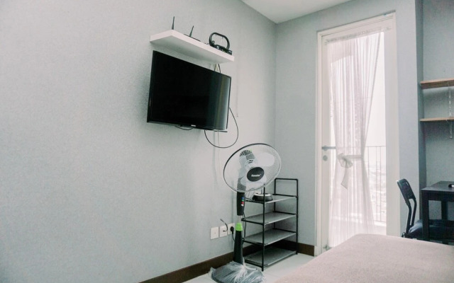 Comfort And Simply Look 1Br Apartment At Scientia Residence