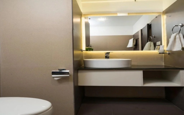 Hotel Capital Residency by OYO Rooms