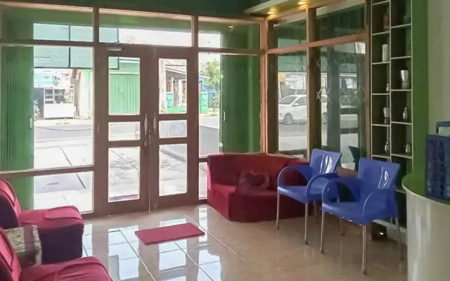 RedDoorz near Universitas Saburai Lampung