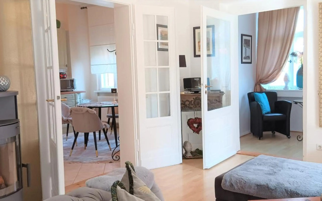 VILLA FREIA Dresden & Großer Garten Wohlfühlfactory by Freia