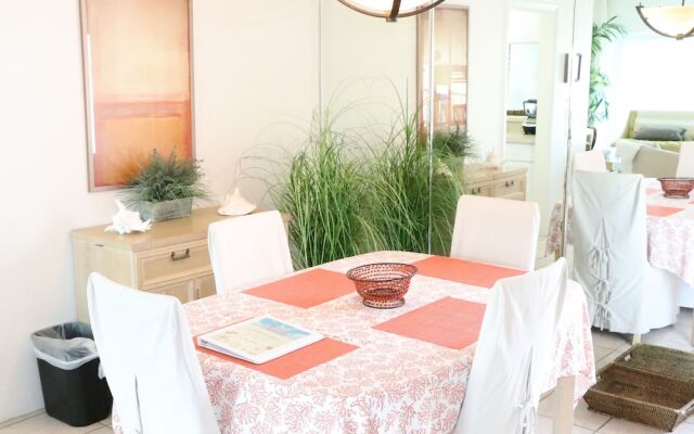 Jamaica Royale T63 - 2 Br Condo