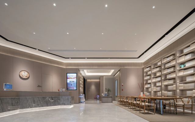 JI Hotel (Chongqing Wushan Municipal Plaza)