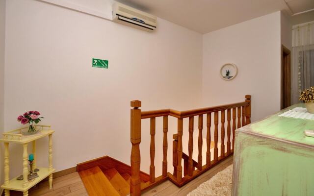 Awesome Home in Marusici With Wifi and 2 Bedrooms