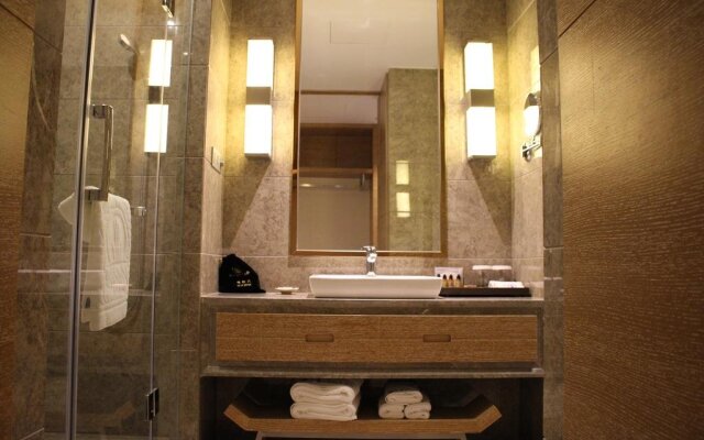 Huashan International Hotel