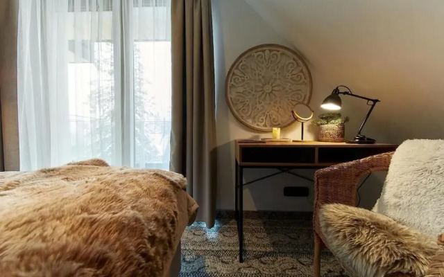 Tatra Square Apartments