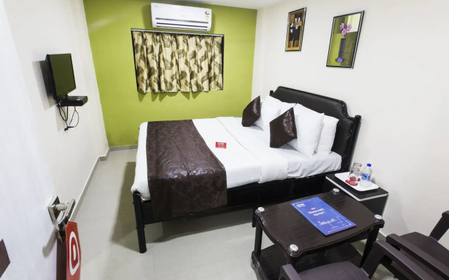 OYO Rooms Vashi APMC Market