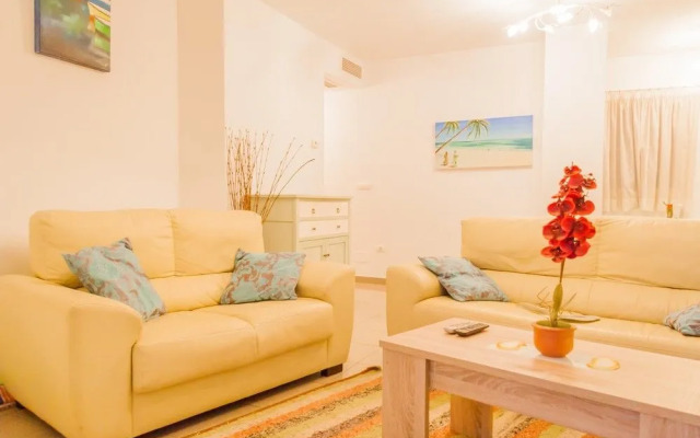 Rubarsal Burriana Nerja Bluewater