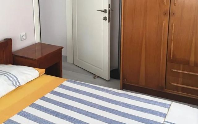 Cavide Hanım Apartmanı