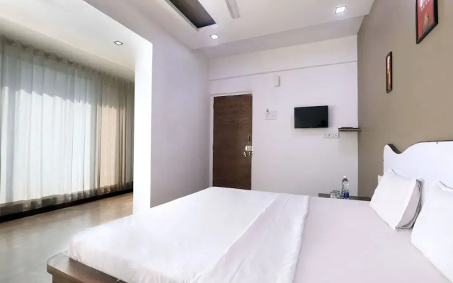 White House Beach Resort by OYO Rooms