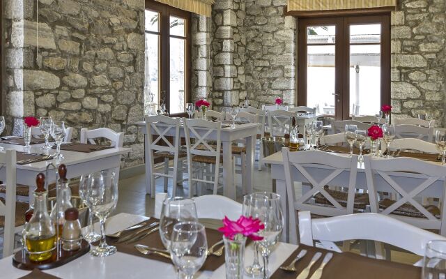Itilo Traditional Hotel