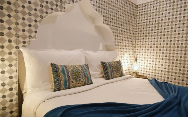 Riad of the Moon