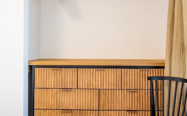 Sea Eagles Landing by Revelstoke Vacations