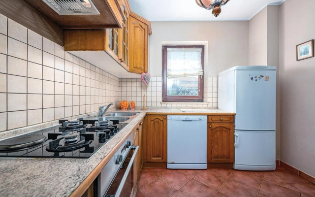 Nice Apartment in Rovinj With 3 Bedrooms and Internet