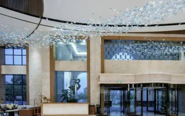 Yibin Nanxi Juyang Hotel