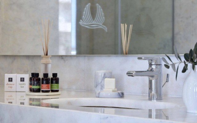 Avra City Boutique Hotel