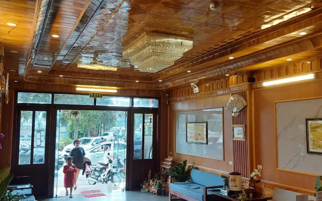 London Sapa Hotel
