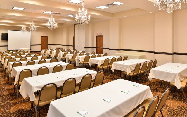 Holiday Inn Montgomery Airport South by IHG