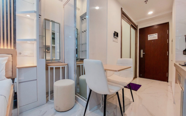 High Floor And Simply Look Studio At Sky House Bsd Apartment – Guest Rooms – Legok