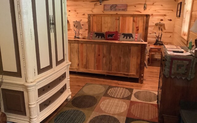 Nacoochee Valley Lodge