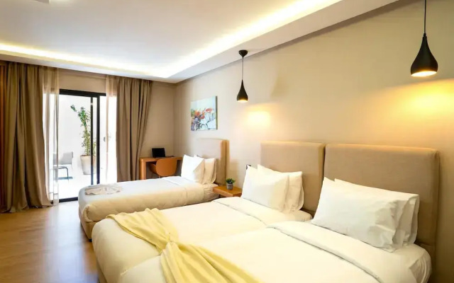 Hotel Unico Maarif