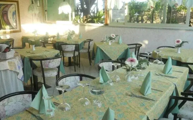 hotel la rondinella