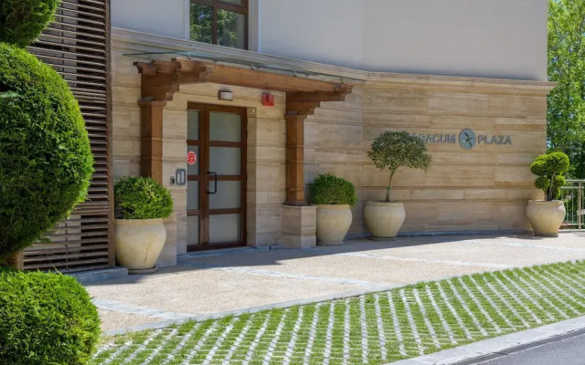 Cabacum Plaza ApartHotel