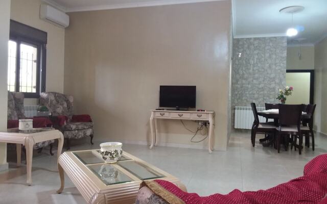 Honey Guesthouse