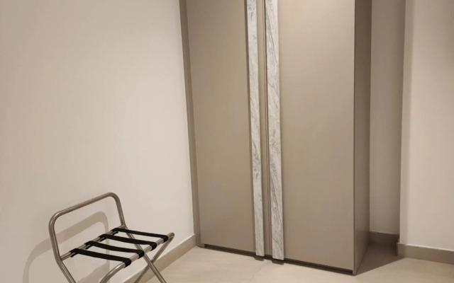Imperial Suites Hotel