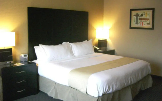 Wildwood Lodge  St Paul