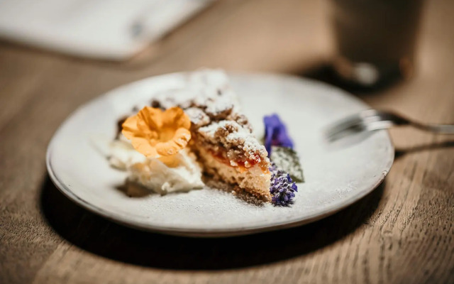 Tempel 74 Apartments