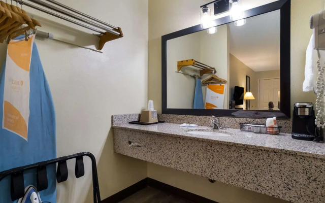 Econo Lodge Brownsville