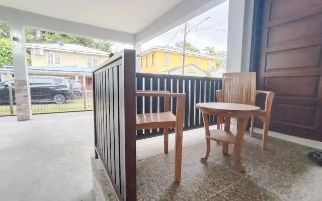 OYO 90203 Emma Sukma Homestay