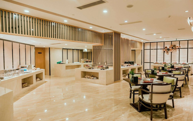 Days Inn by Wyndham Business Place Sichuan Bazhong