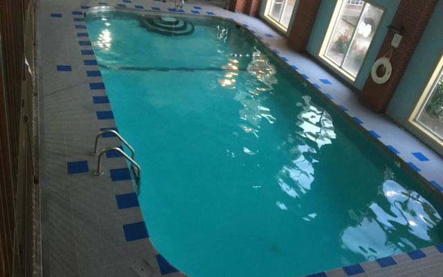 Fairview Inn & Suites