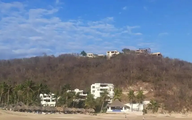 Spectacular Condo With Ocean View By SAMOTOGO Group
