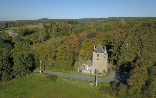 Attractive Holiday Home in Marche-en-famenne With Garden