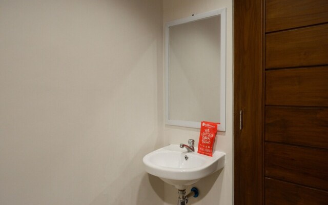 Kurnia Guest House by RedDoorz