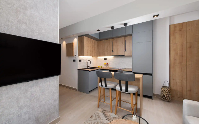 Glyfada Luxury Suite