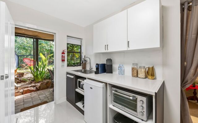 Noosa Hinterland Retreat For Total Isolation