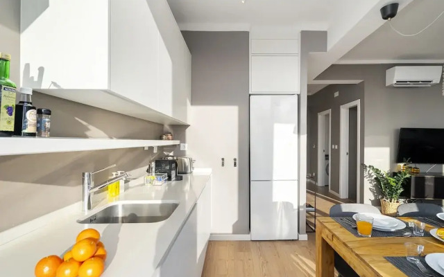270 Panoramic View Premium Apartment
