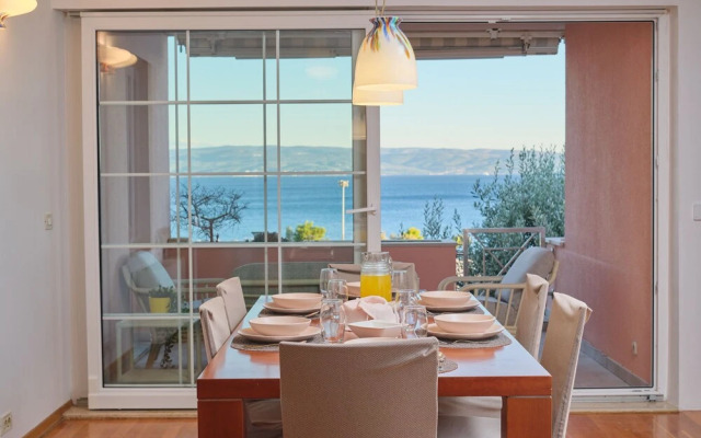 Holiday Seaview Apartment by Litto