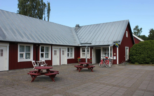Sjötorps Vandrarhem & Rum - Hostel