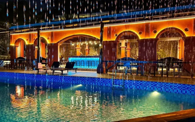 Manyo Hotel and Resort
