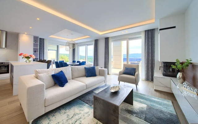 Villa Majestic With Sauna and Beautiful Views