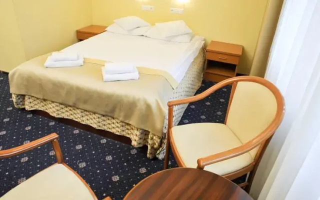 Hotel Mir-Jan