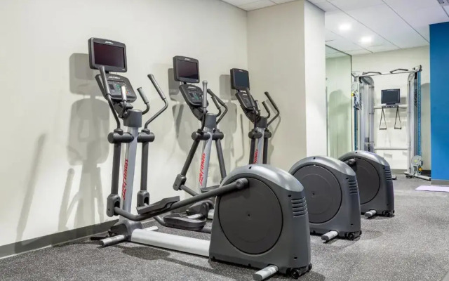 Holiday Inn Express & Suites Panama City Beach - Beachfront by IHG