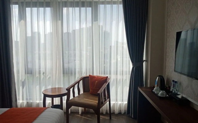 Luckful Hotel