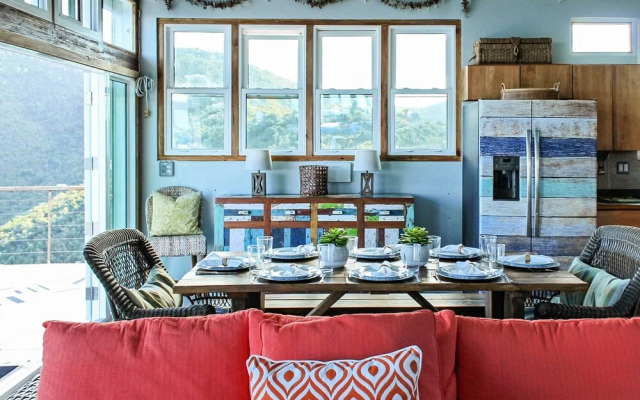 'tortola Adventure' Private Villa: Ocean-view Pool