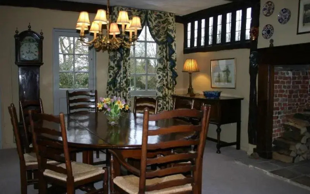 Poplars Farmhouse B&B