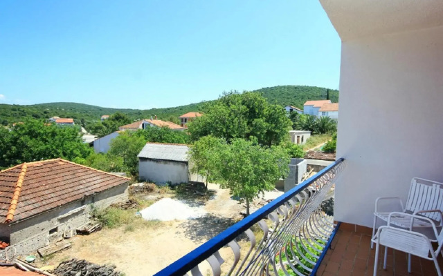 Ljube - Quiet Location & Close to the Beach - A1